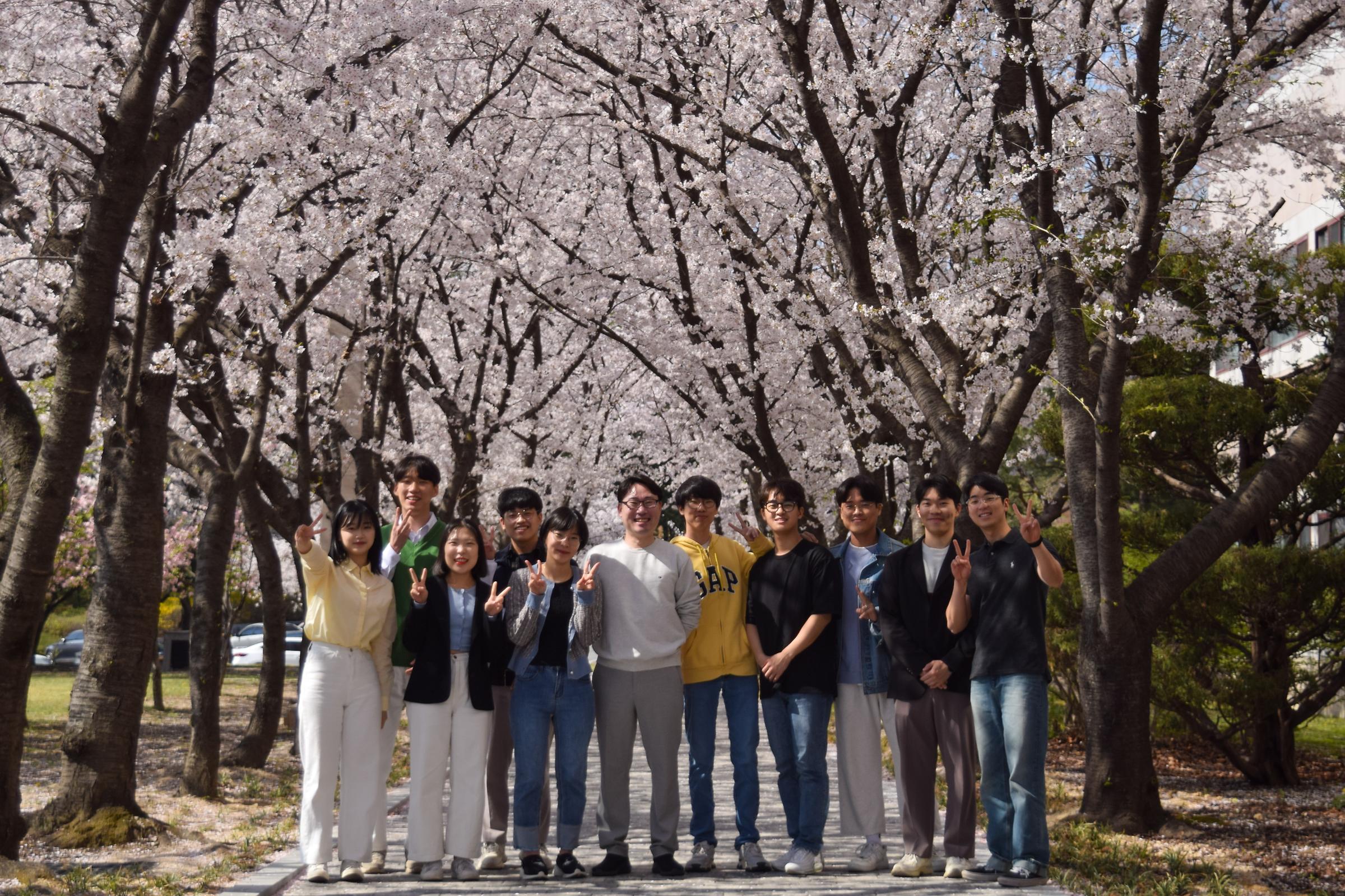 23.04 랩사진