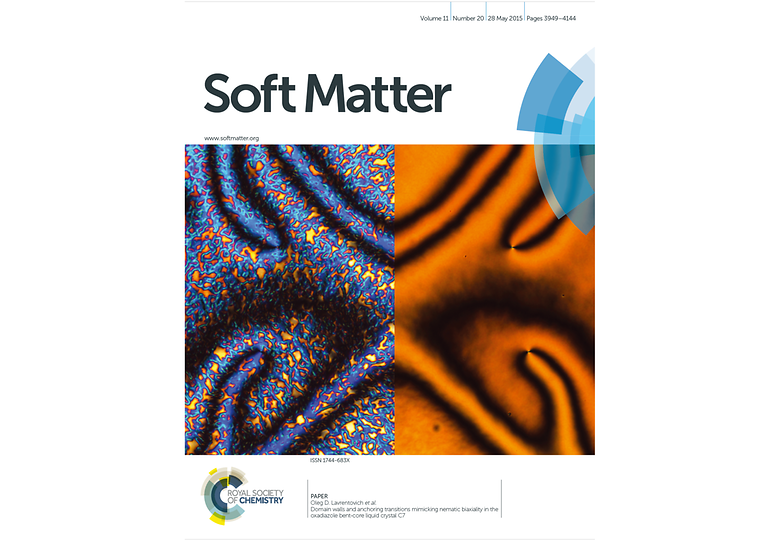 Domain Walls and Anchoring Transitions Mimicking Nematic Biaxiality in the Oxadiazole Bent-Core Liquid Crystal C7